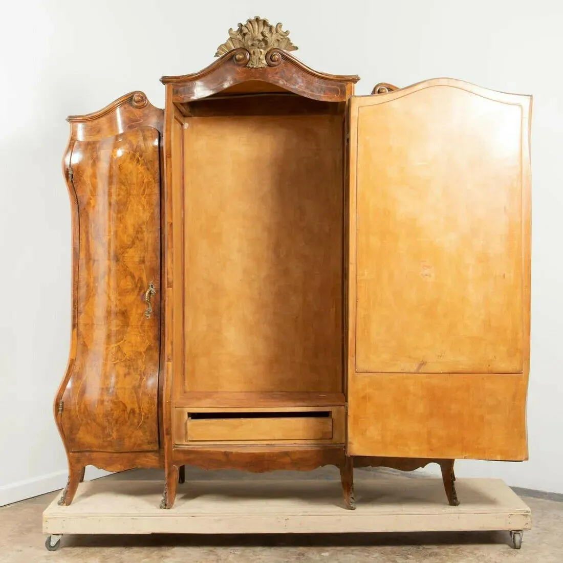 Antique Armoire, Bombe Italian Rococo-Style Burl Walnut Armoire, early 1900s!!